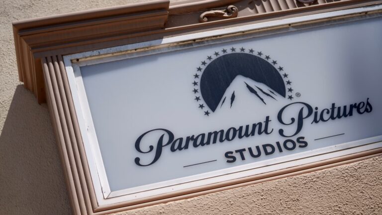 108002565 1720443190746 gettyimages 2150312848 PARAMOUNT STUDIOS LA