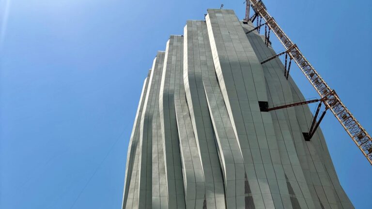 central bank of iraq construction photos zha dezeen 2364 hero 1