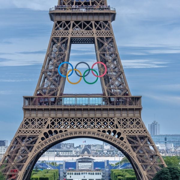 eiffel tower olympic rings paris 2024 hero dezeen 2364 col 0