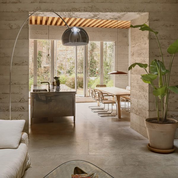 hero casa 1736 h arquitectes barcelona dezeen 2364 col 0