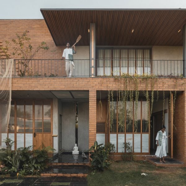 hero stomp billy otea house india dezeen 2364 col 0