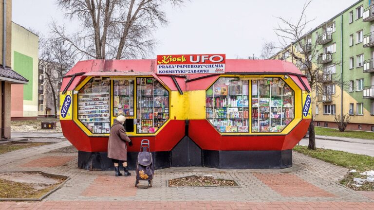 kiosk zupagrafika architecture photography modular books dezeen 1704 social