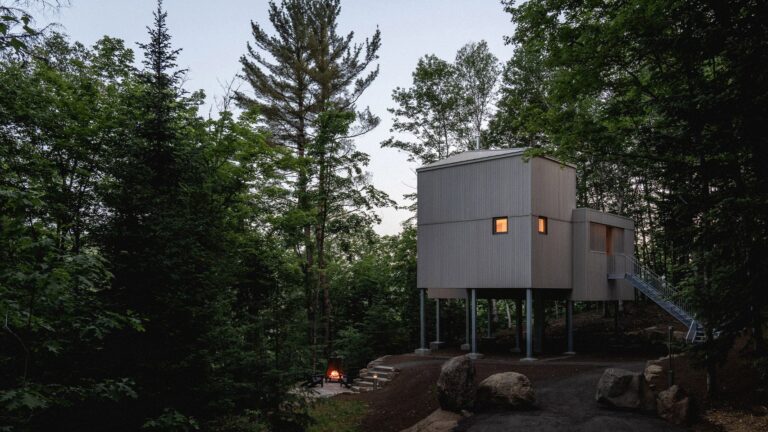 la cime naturehumaine architecture residential canada quebec dezeen 1704 hero