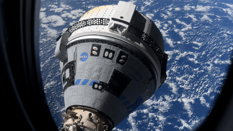 Starliner Dock ISS