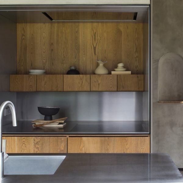 1728890146 roots kitchen konga dezeen showroom dezeen 2364 col 6