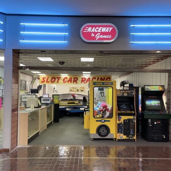 dead mall walking wonderland of the americas san antonio texas hero