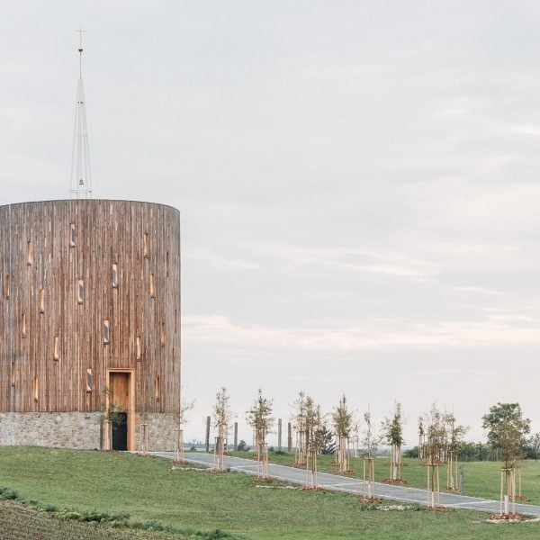 rcnksk chapel czech republic hero dezeen 2364 col 0